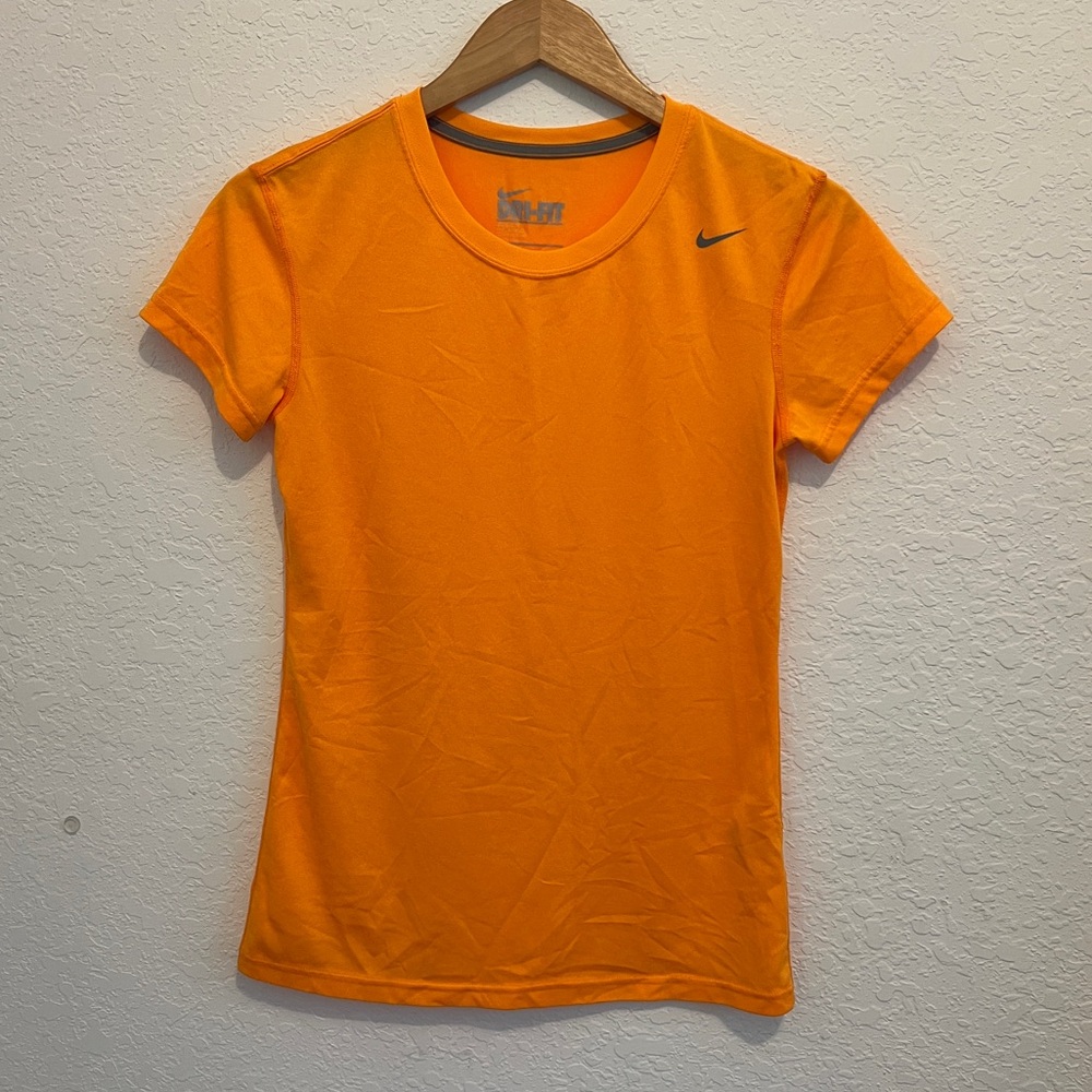 Nike Women’s Orange Short-Sleeve Dri-FIT Tee